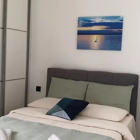 Apartment Maestral
