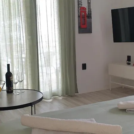 アパート Maestral *