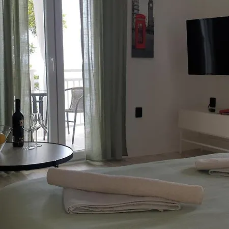 アパート Maestral